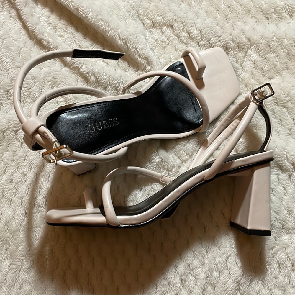 Guess Aubrea Sandal